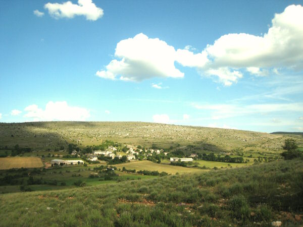 Nivoliers sur le Causse Mjean